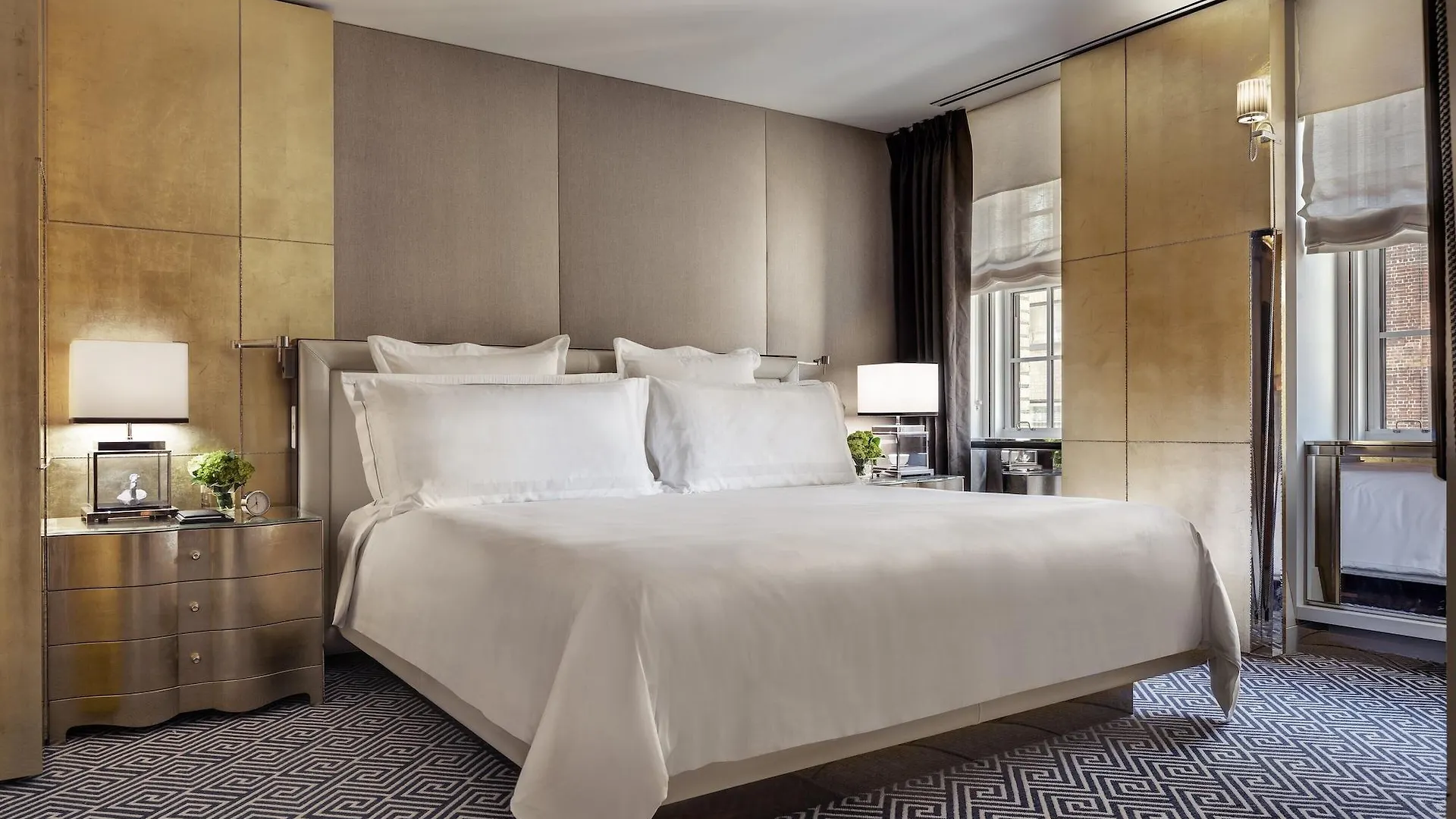 The Carlyle, A Rosewood Hotel New York