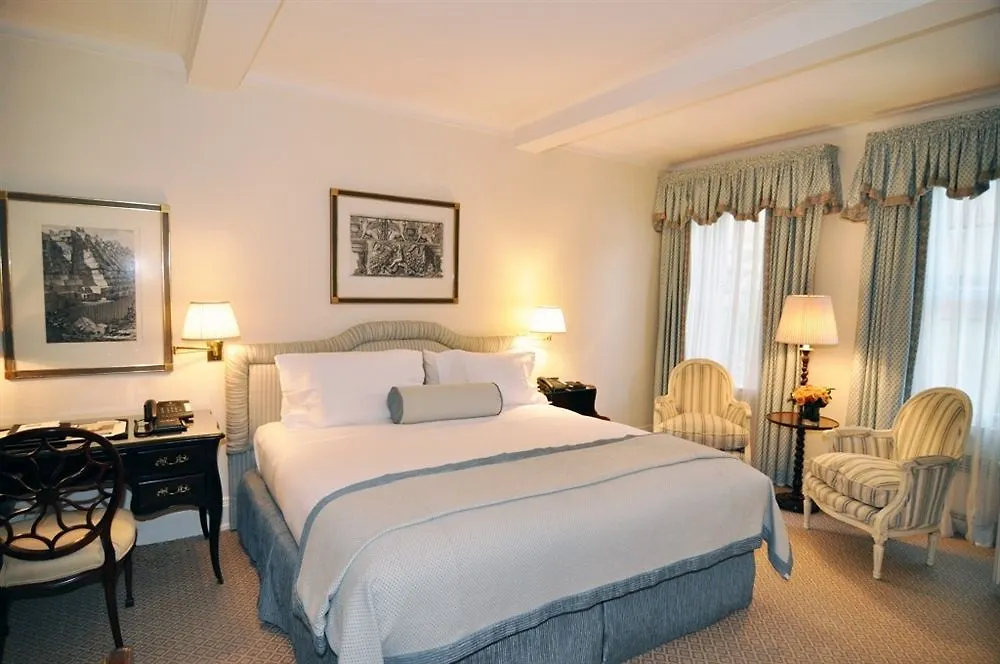 The Carlyle, A Rosewood Hotel New York 5*,