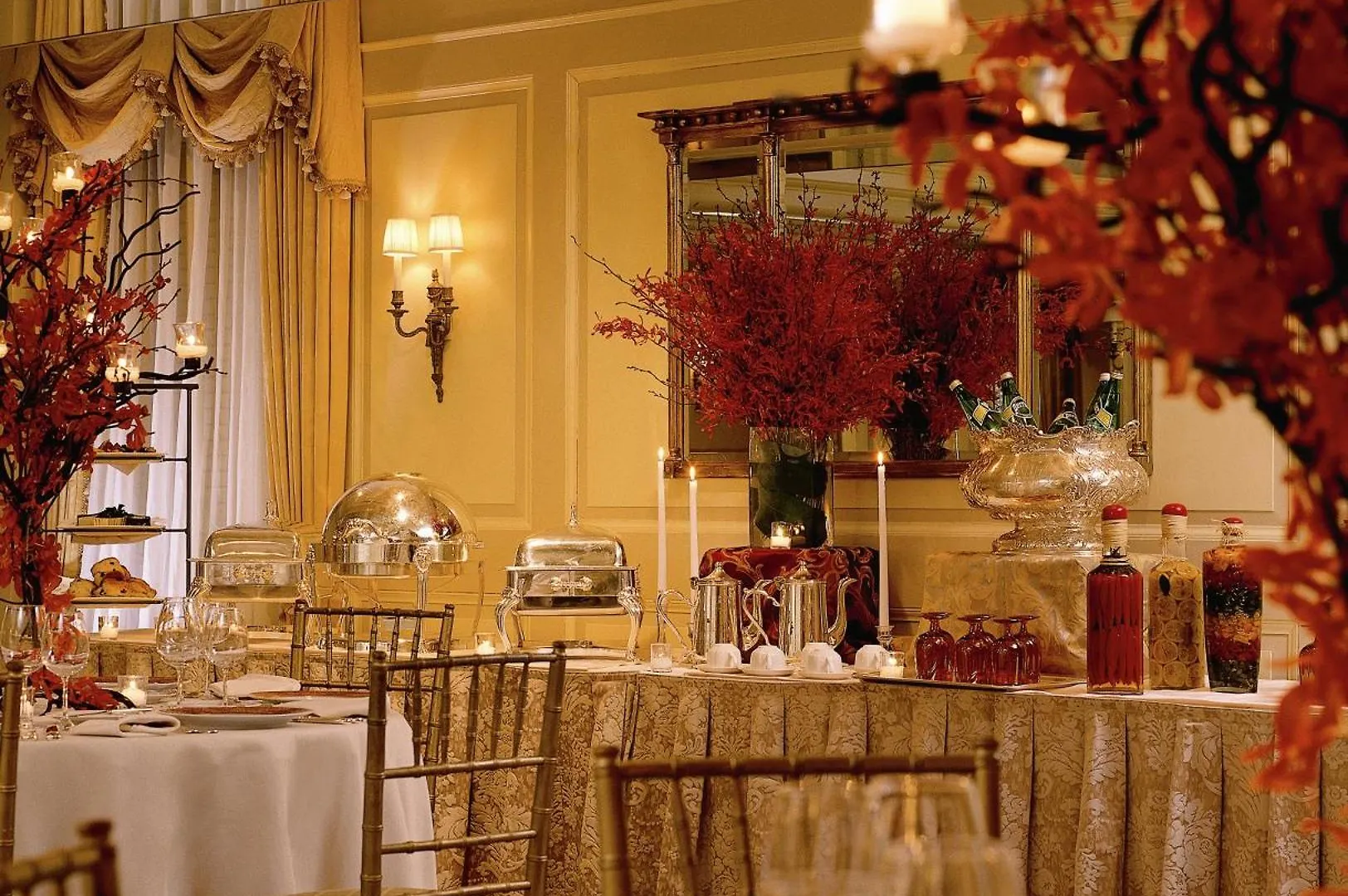 The Carlyle, A Rosewood Hotel Нью-Йорк