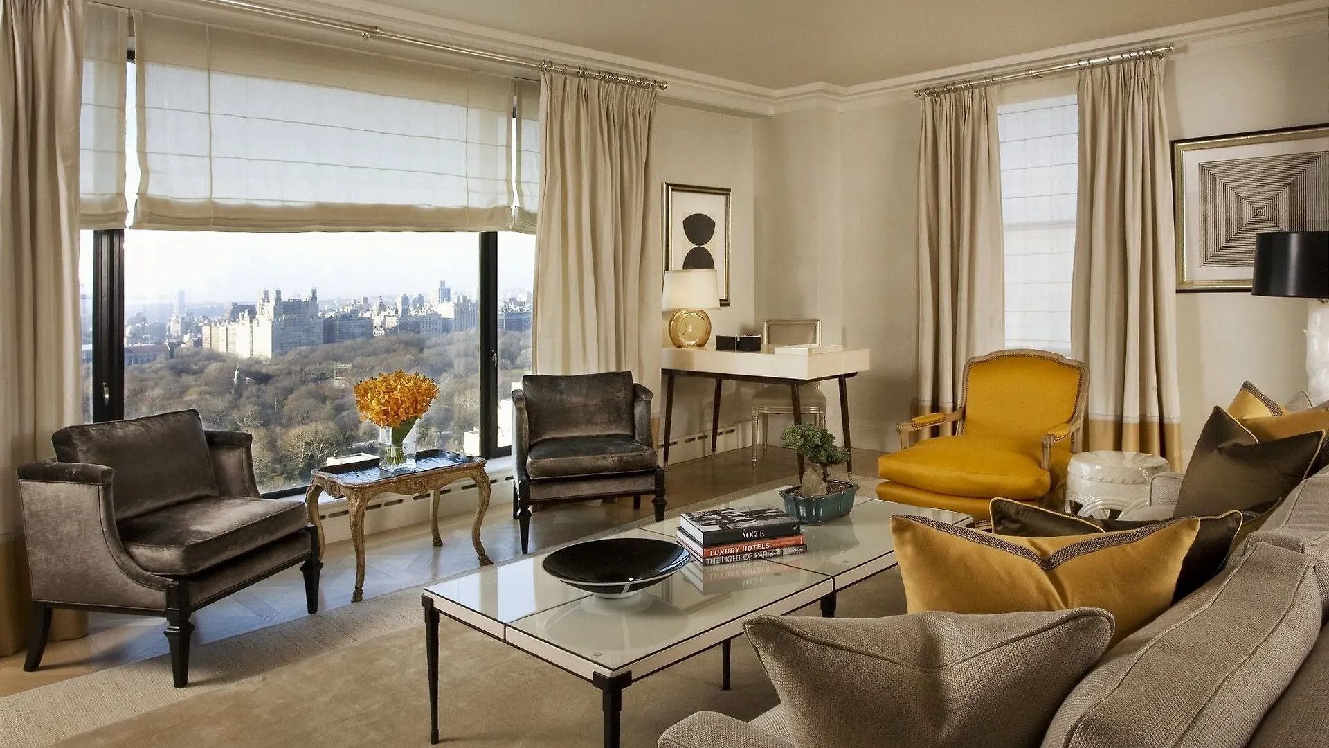 The Carlyle, A Rosewood Hotel Нью-Йорк США
